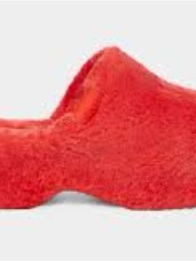UGG Red Cozy Fuzzy Slide